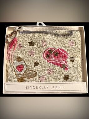 NWT•Sincerely Jules Beaded Heart & Cowgirl Themed Lrg Wristlet
